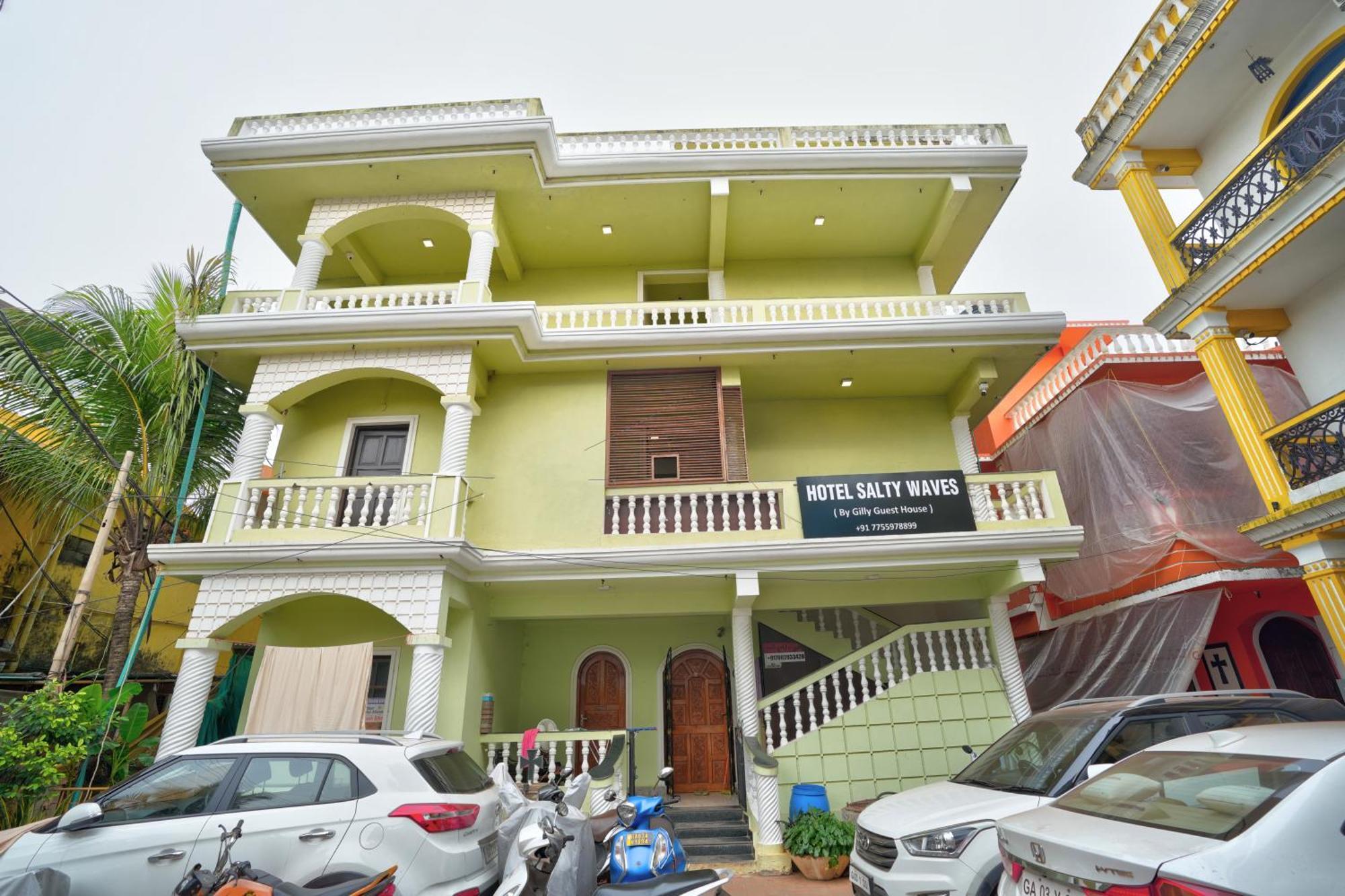 Hotel Salty Waves บากา ภายนอก รูปภาพ