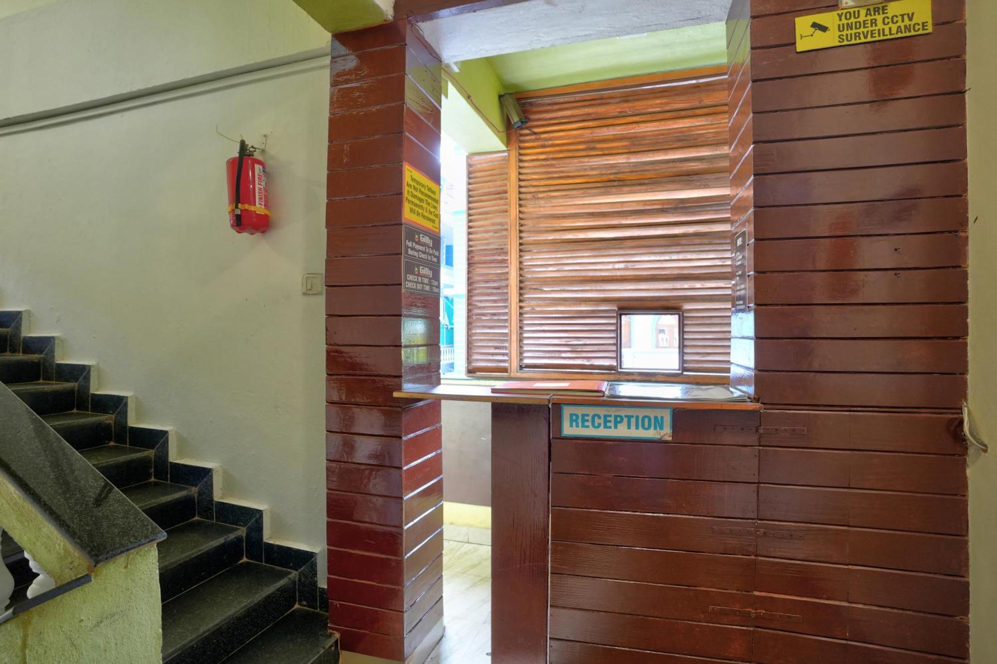 Hotel Salty Waves บากา ภายนอก รูปภาพ